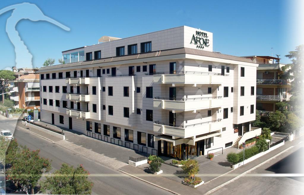 Hotel Airone - Ombrellone Incluso Al Bagno Dolce Vita A Marina Dal 1 Giugno Al 15 Settembre グロッセート エクステリア 写真